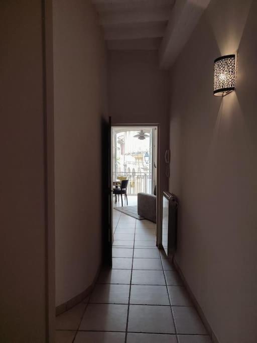 Uzes Centre Quartiers Des Arts Charme De L'Ancien Apartment ภายนอก รูปภาพ