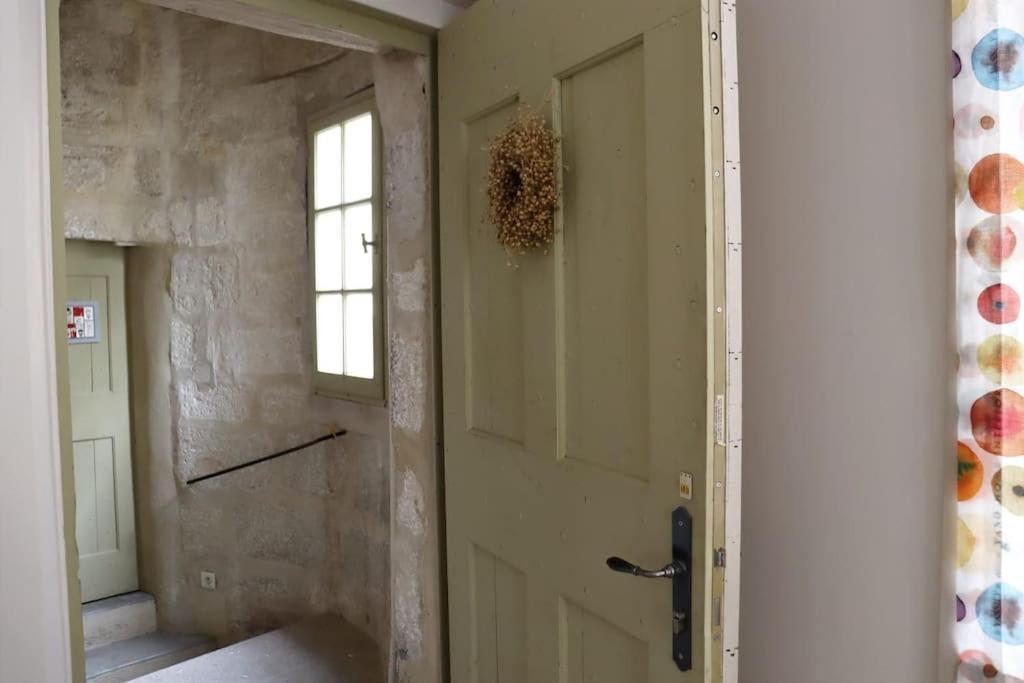 Uzes Centre Quartiers Des Arts Charme De L'Ancien Apartment ภายนอก รูปภาพ