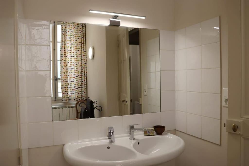 Uzes Centre Quartiers Des Arts Charme De L'Ancien Apartment ภายนอก รูปภาพ