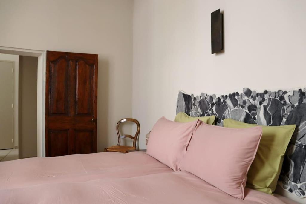 Uzes Centre Quartiers Des Arts Charme De L'Ancien Apartment ภายนอก รูปภาพ